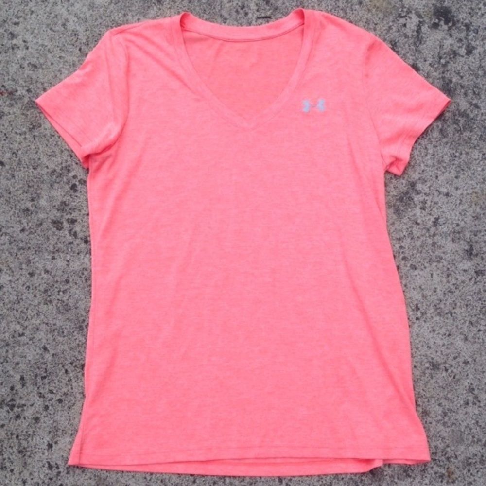 New Under Armour V Neck top. Medium
